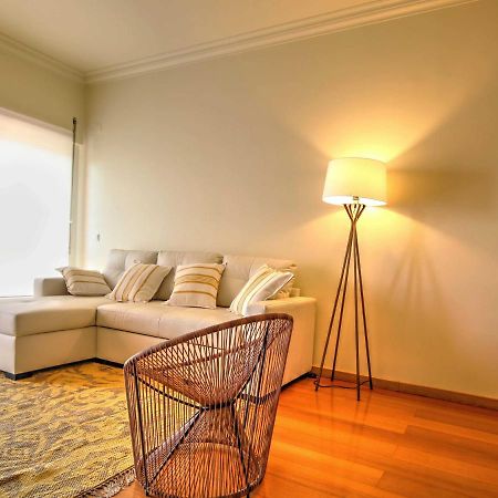 Balcony With View, Private Garage, An Elevator Apartment Setubal Bagian luar foto