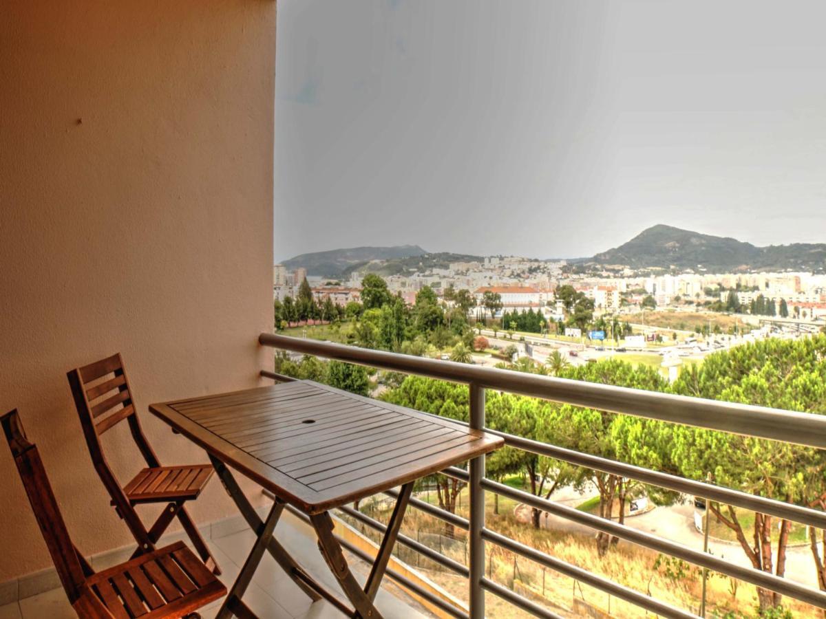 Balcony With View, Private Garage, An Elevator Apartment Setubal Bagian luar foto