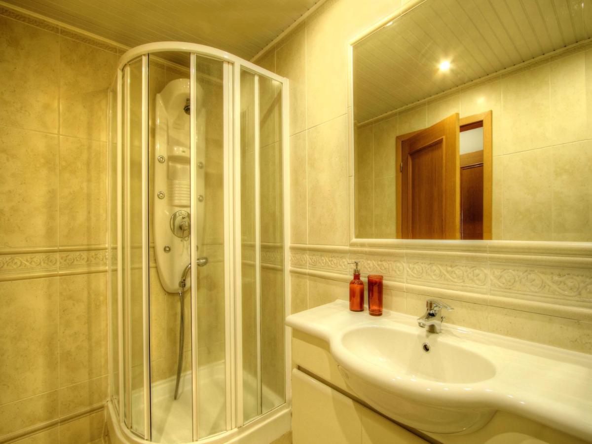 Balcony With View, Private Garage, An Elevator Apartment Setubal Bagian luar foto